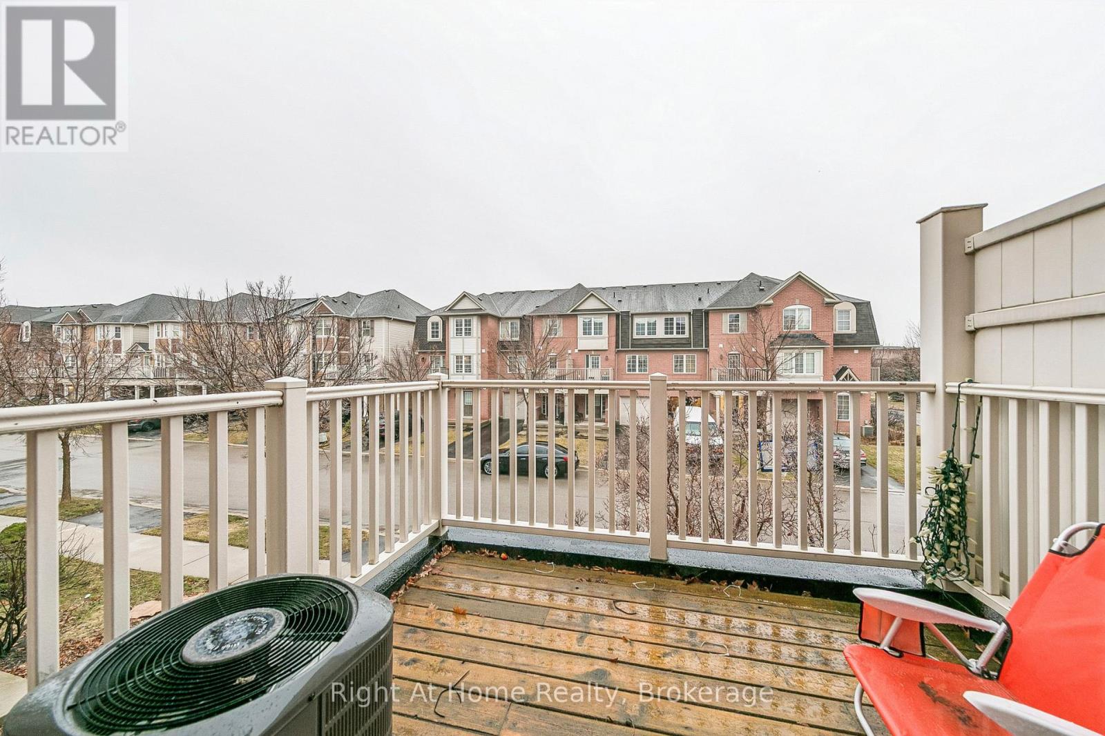 650 Frank Place, Milton, Ontario  L9T 0P8 - Photo 12 - W12754344