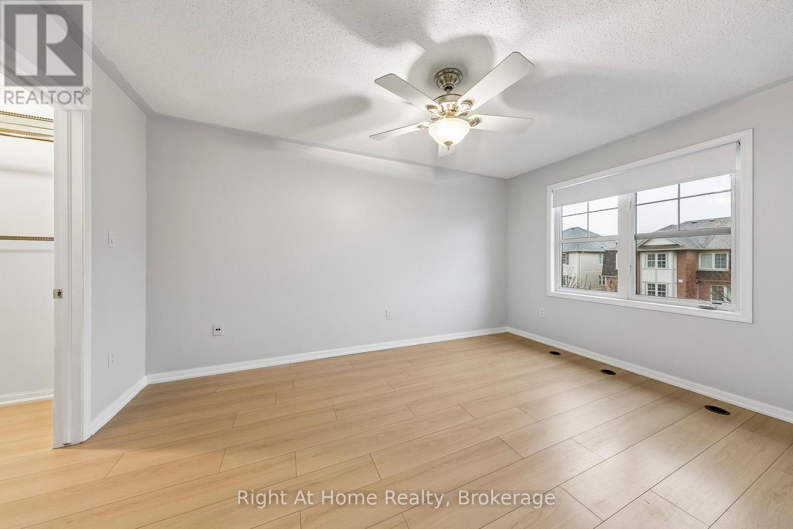 650 Frank Place, Milton, Ontario  L9T 0P8 - Photo 16 - W12754344