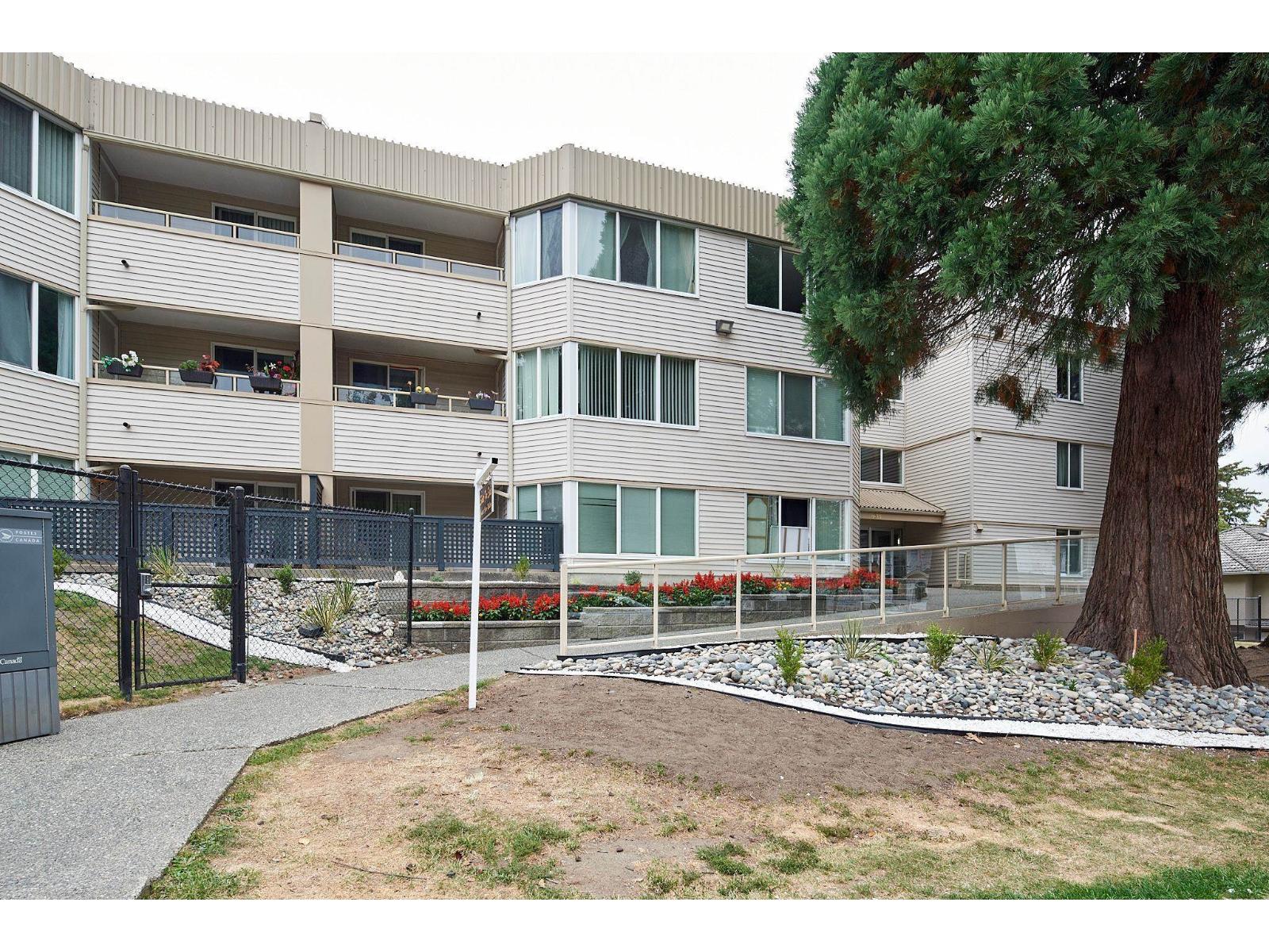 113 9635 121 STREET, Surrey, British Columbia