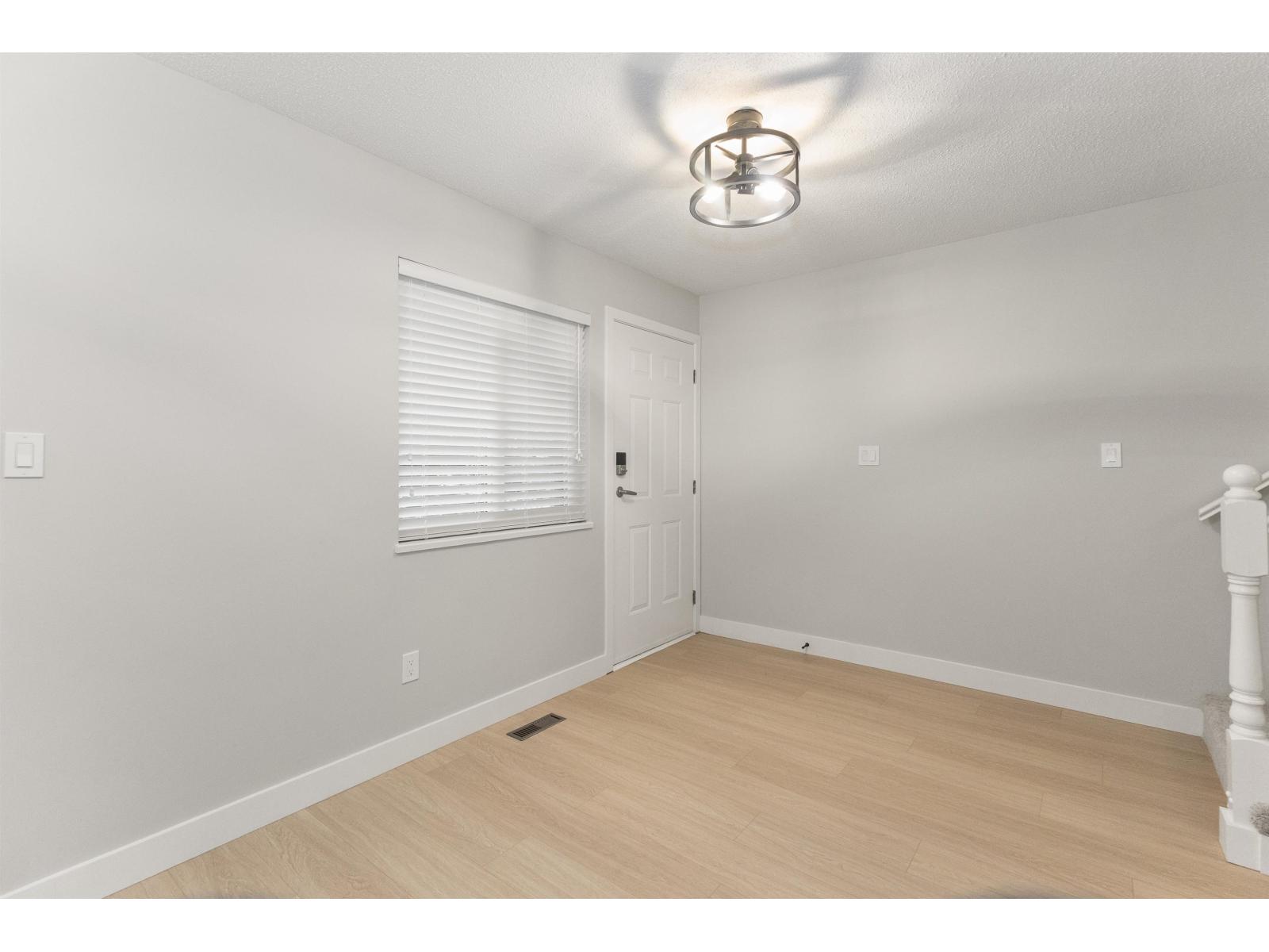 10 27272 32 Avenue, Abbotsford, British Columbia V4W 3T8 - Photo 6 - R3111430