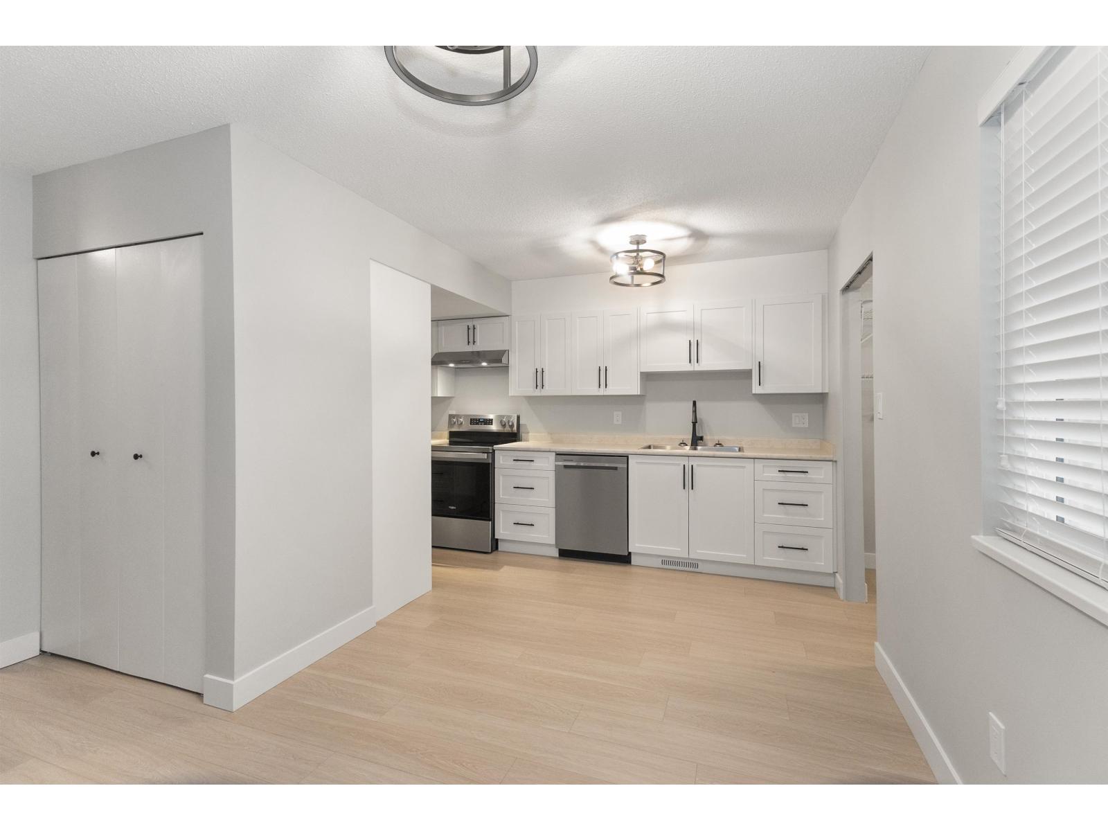 10 27272 32 Avenue, Abbotsford, British Columbia V4W 3T8 - Photo 8 - R3111430