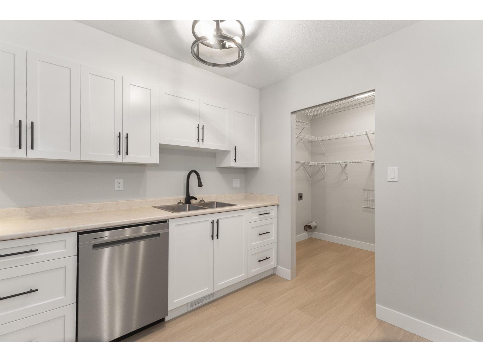 10 27272 32 Avenue, Abbotsford, British Columbia V4W 3T8 - Photo 11 - R3111430