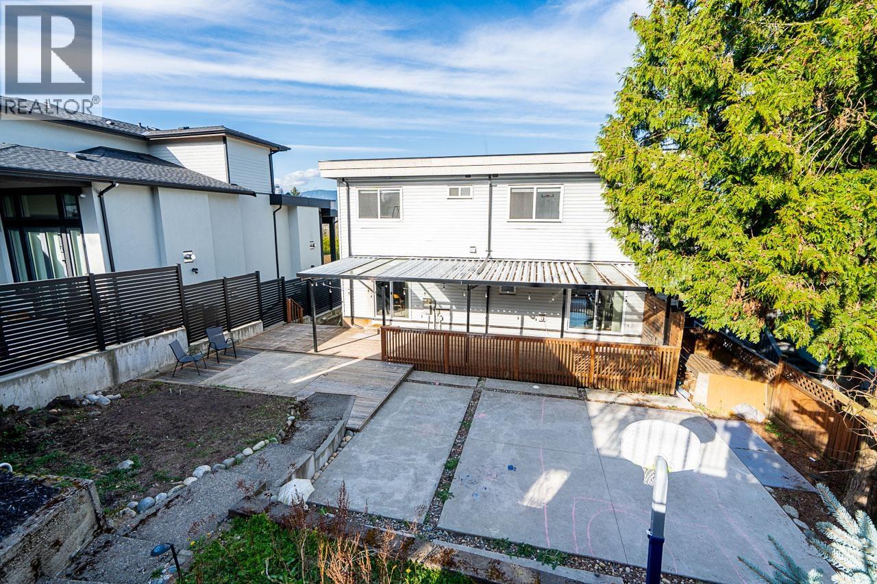 7749 Lee Street, Burnaby, British Columbia  V3N 4B9 - Photo 38 - R3111526