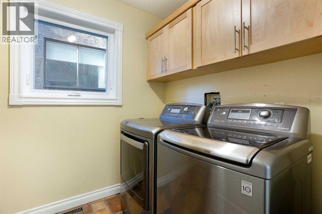 31 Signal Hill Way SW, Calgary, Alberta  T3H 2M1 - Photo 19 - A2300468