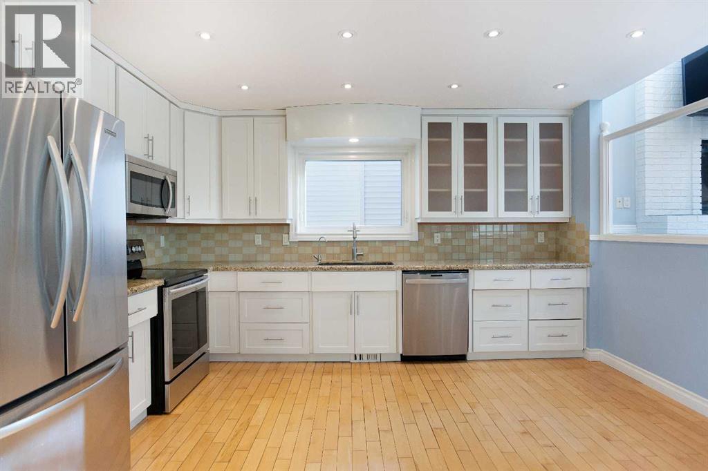 31 Signal Hill Way SW, Calgary, Alberta  T3H 2M1 - Photo 9 - A2300468