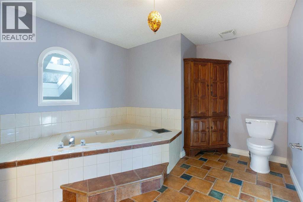 31 Signal Hill Way SW, Calgary, Alberta  T3H 2M1 - Photo 30 - A2300468