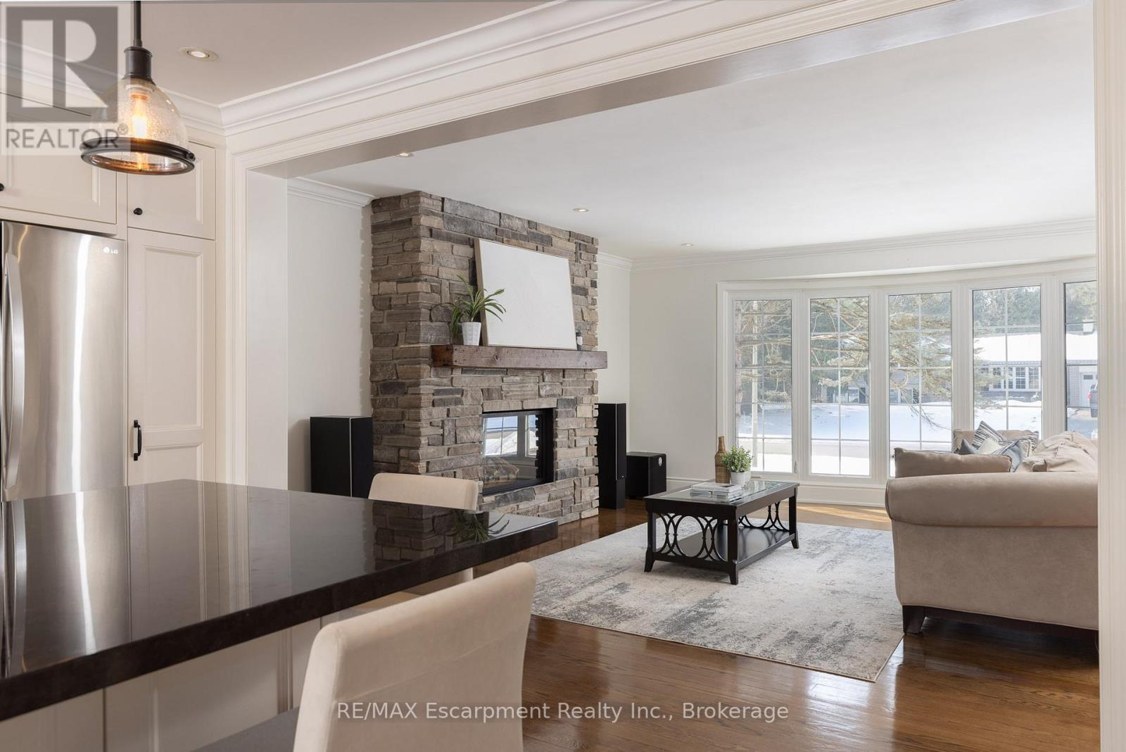 165 Walby Drive, Oakville, Ontario  L6L 4C9 - Photo 12 - W12799510