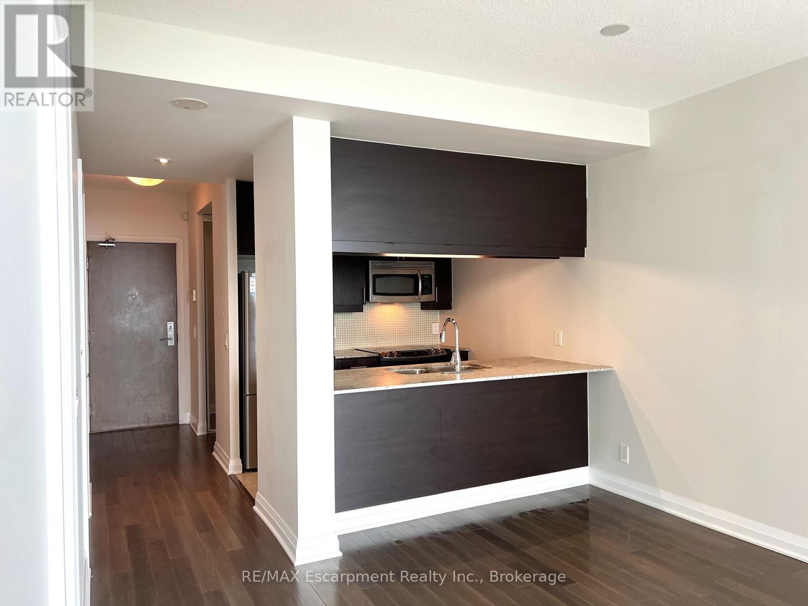 1309 - 1055 Southdown Road, Mississauga, Ontario  L5J 0A3 - Photo 14 - W12896908