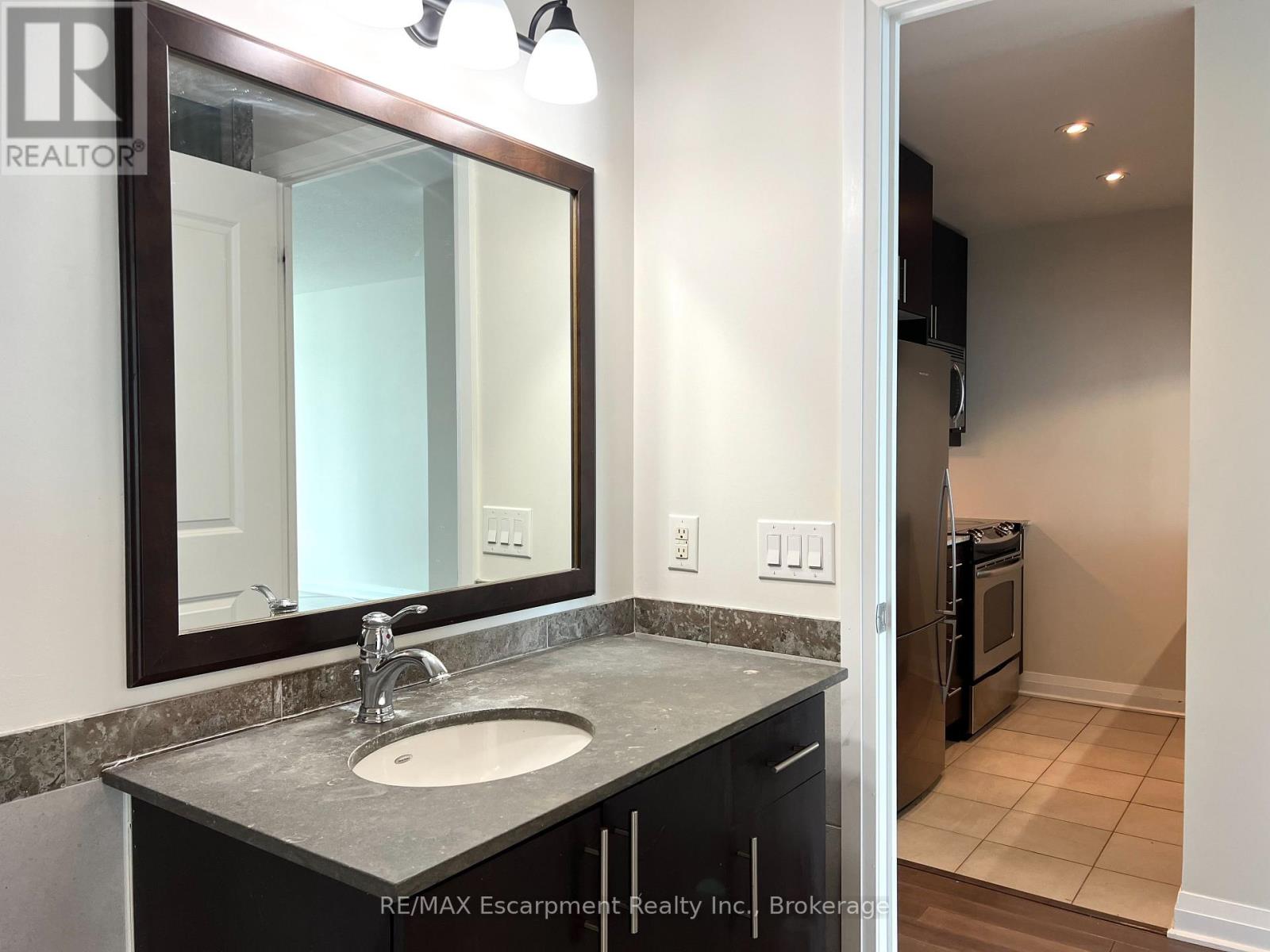 1309 - 1055 Southdown Road, Mississauga, Ontario  L5J 0A3 - Photo 22 - W12896908