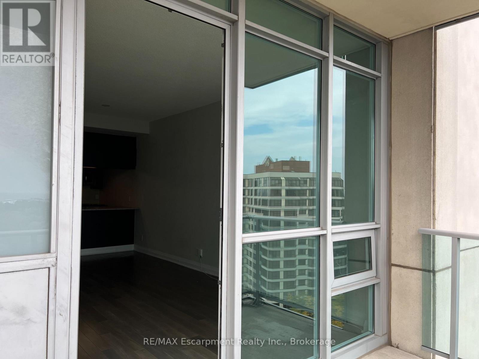 1309 - 1055 Southdown Road, Mississauga, Ontario  L5J 0A3 - Photo 29 - W12896908