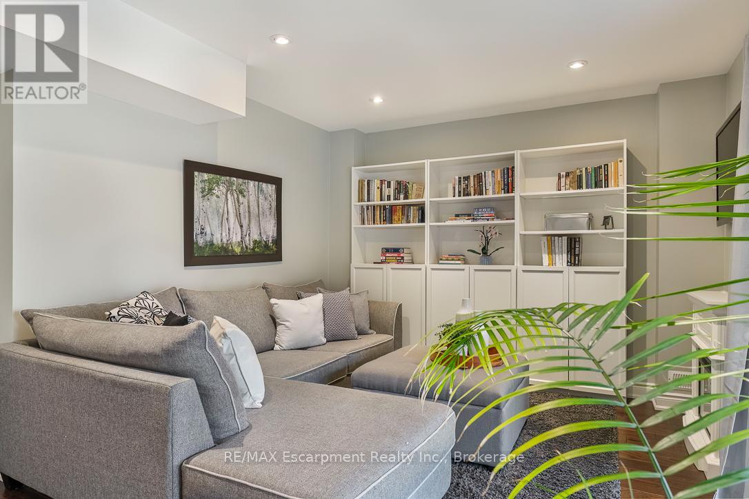 65 - 1080 Walden Circle, Mississauga, Ontario  L5J 4J9 - Photo 7 - W12927092