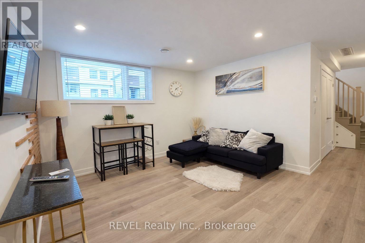 615 - 4263 Fourth Avenue, Niagara Falls, Ontario  L2E 0C2 - Photo 8 - X12999200