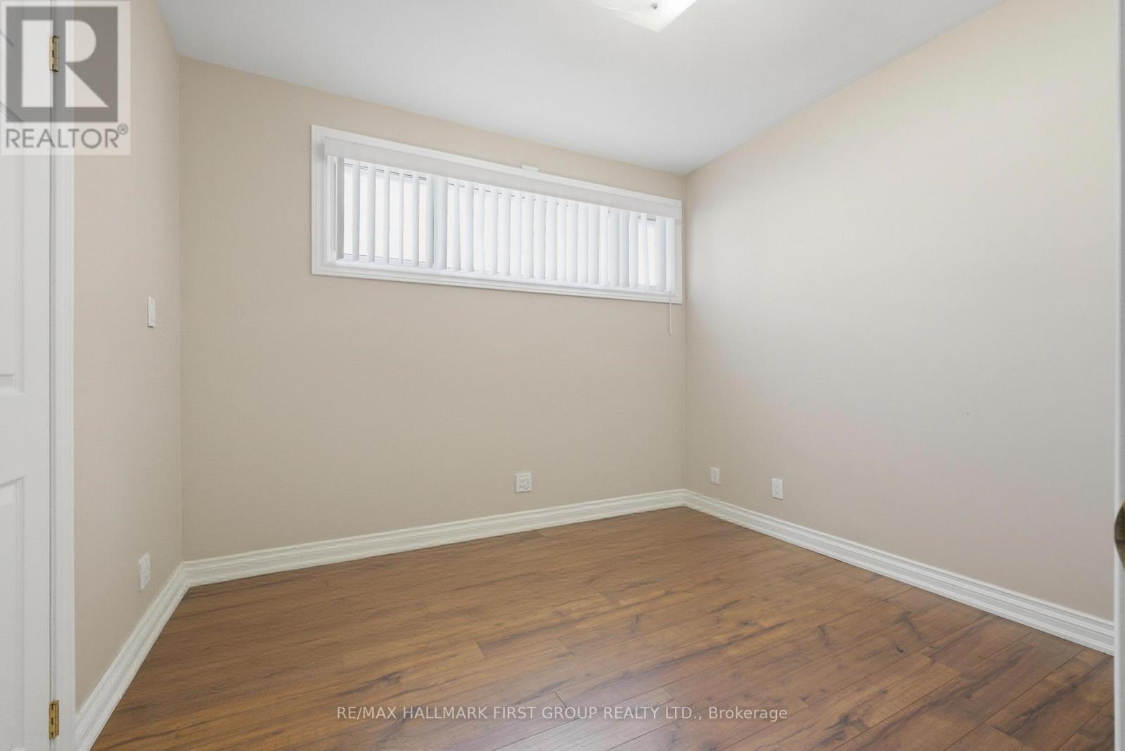 Main - 303 Rossland Road W, Whitby, Ontario  L1N 3H8 - Photo 18 - E12999218