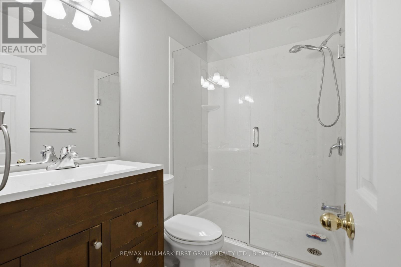 Main - 303 Rossland Road W, Whitby, Ontario  L1N 3H8 - Photo 22 - E12999218