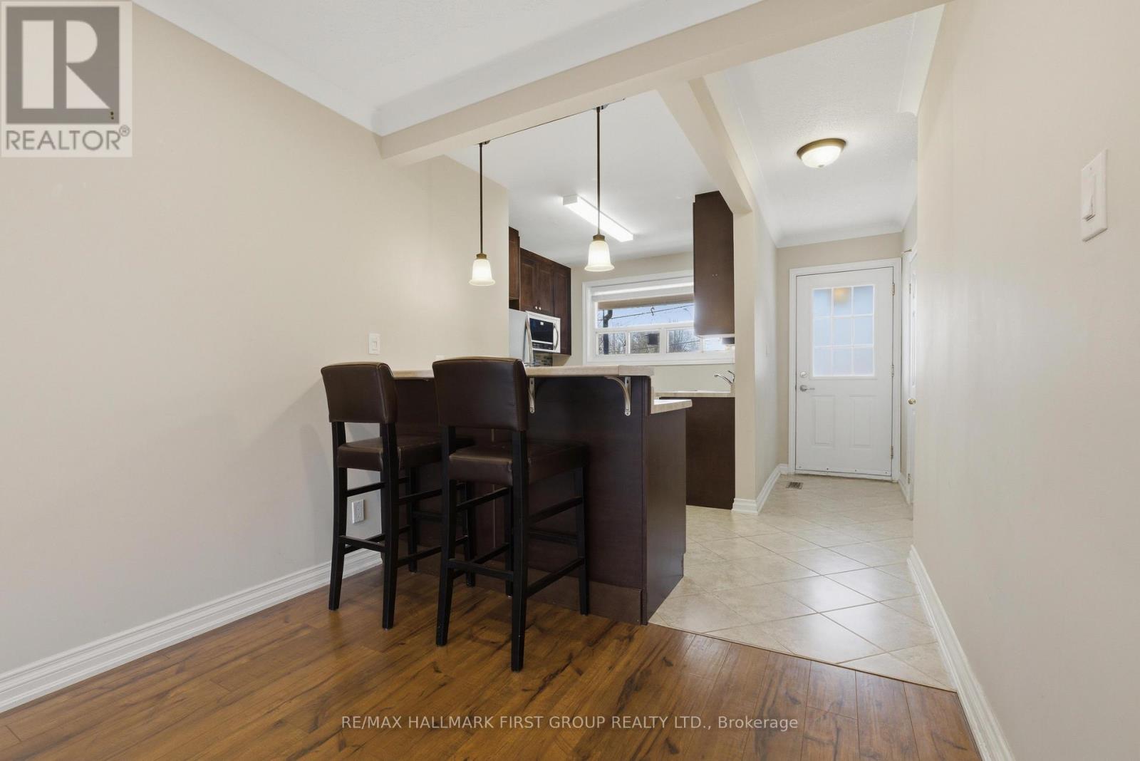 Main - 303 Rossland Road W, Whitby, Ontario  L1N 3H8 - Photo 8 - E12999218