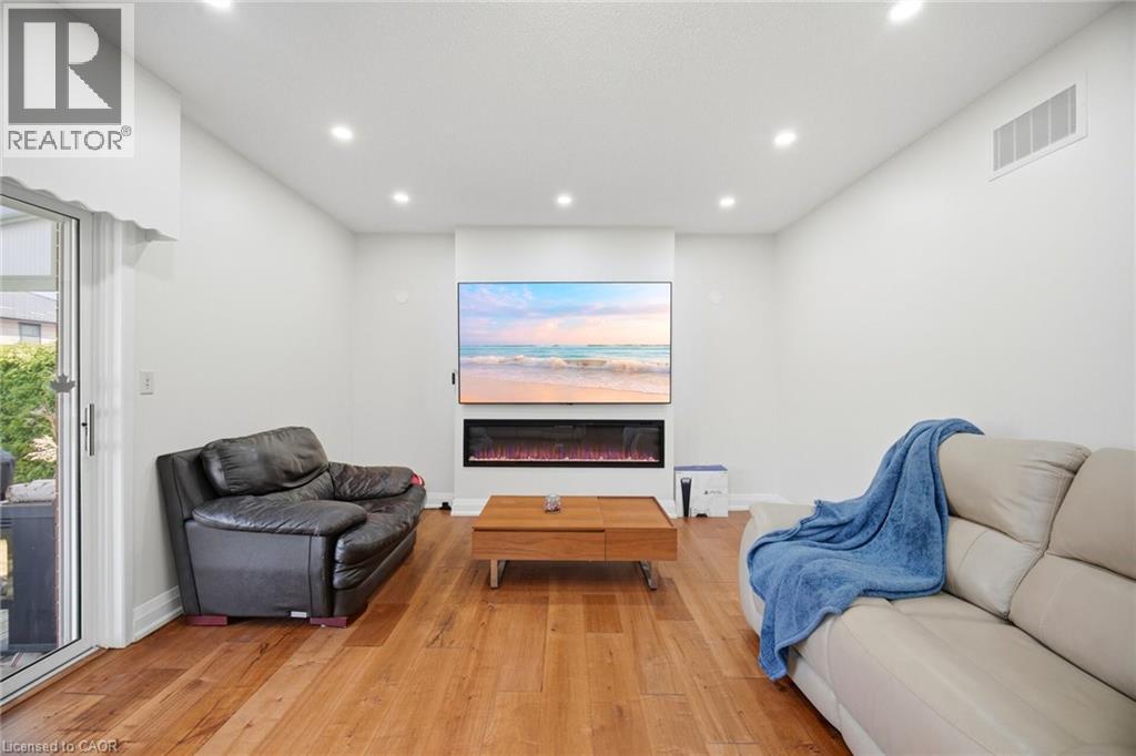 38 Leclaire Street, Hamilton, Ontario  L9C 5X3 - Photo 21 - 40820921