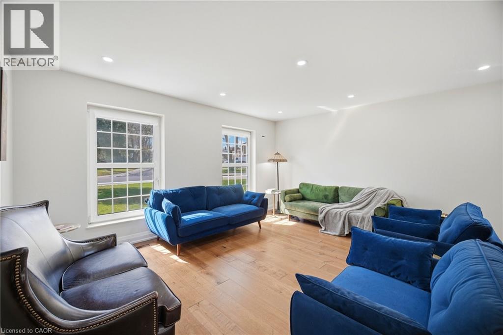 38 Leclaire Street, Hamilton, Ontario  L9C 5X3 - Photo 8 - 40820921