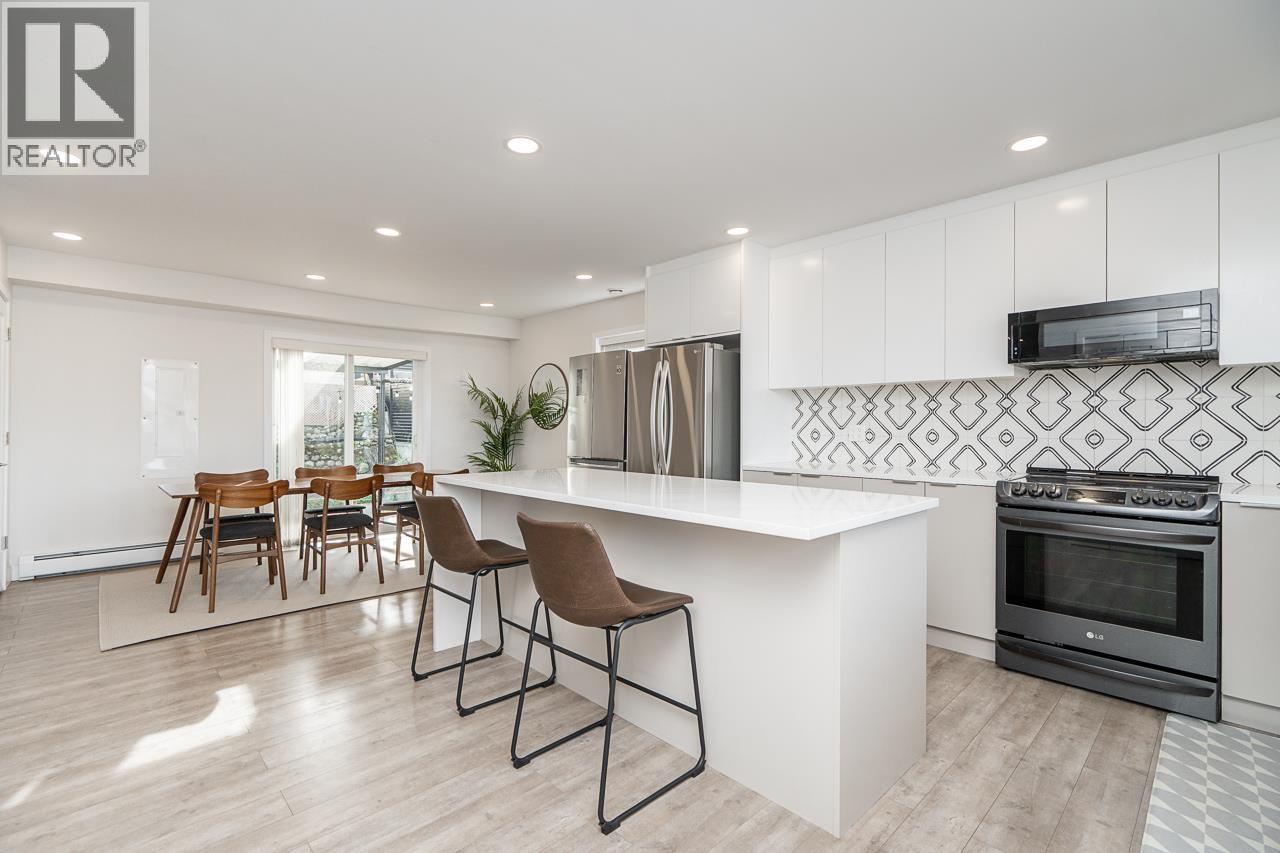 7749 Lee Street, Burnaby, British Columbia  V3N 4B9 - Photo 11 - R3111526