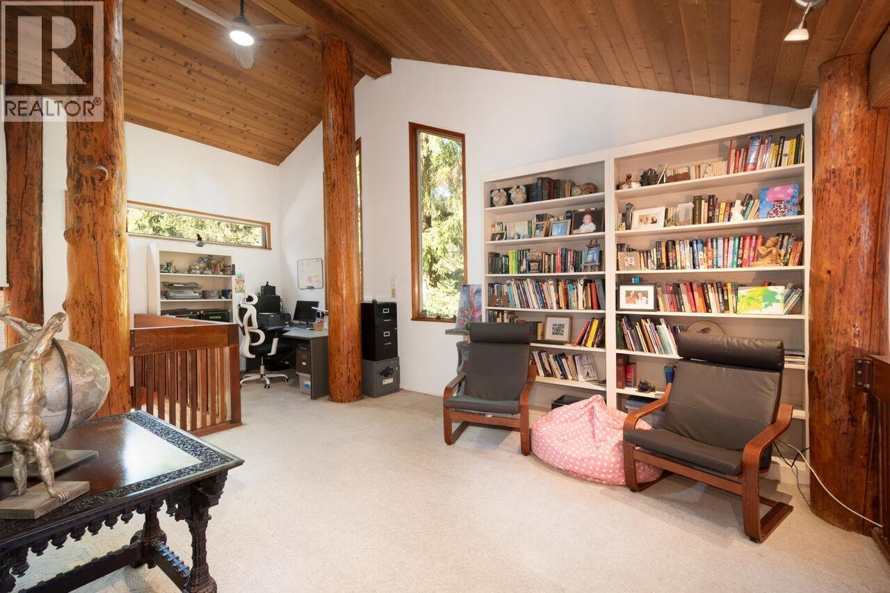 574 Cowan Road, Bowen Island, British Columbia  V0N 1G2 - Photo 14 - R3111630