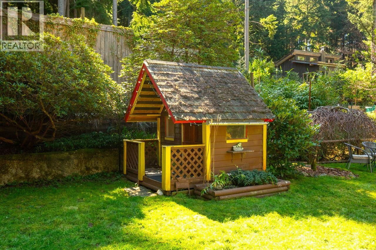 574 Cowan Road, Bowen Island, British Columbia  V0N 1G2 - Photo 26 - R3111630