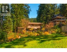 574 COWAN ROAD, Bowen Island, British Columbia