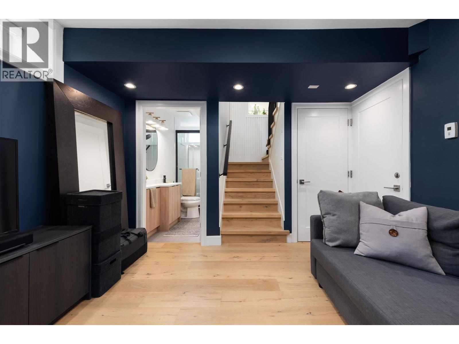 5059 Sherbrooke Street, Vancouver, British Columbia  V5W 3M1 - Photo 24 - R3111631