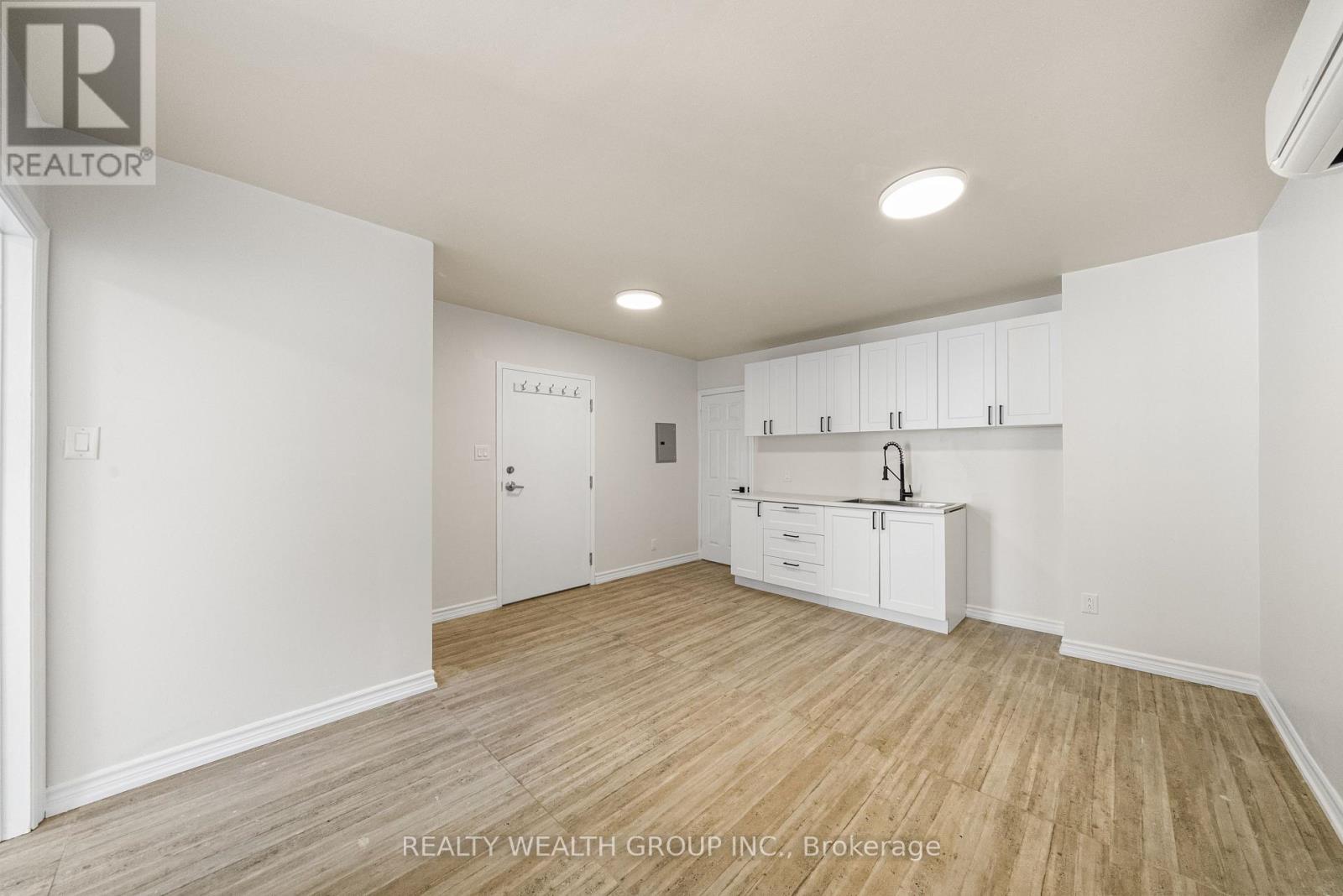 566 Queen Street W, Toronto, Ontario  M5V 2B5 - Photo 9 - C12999206