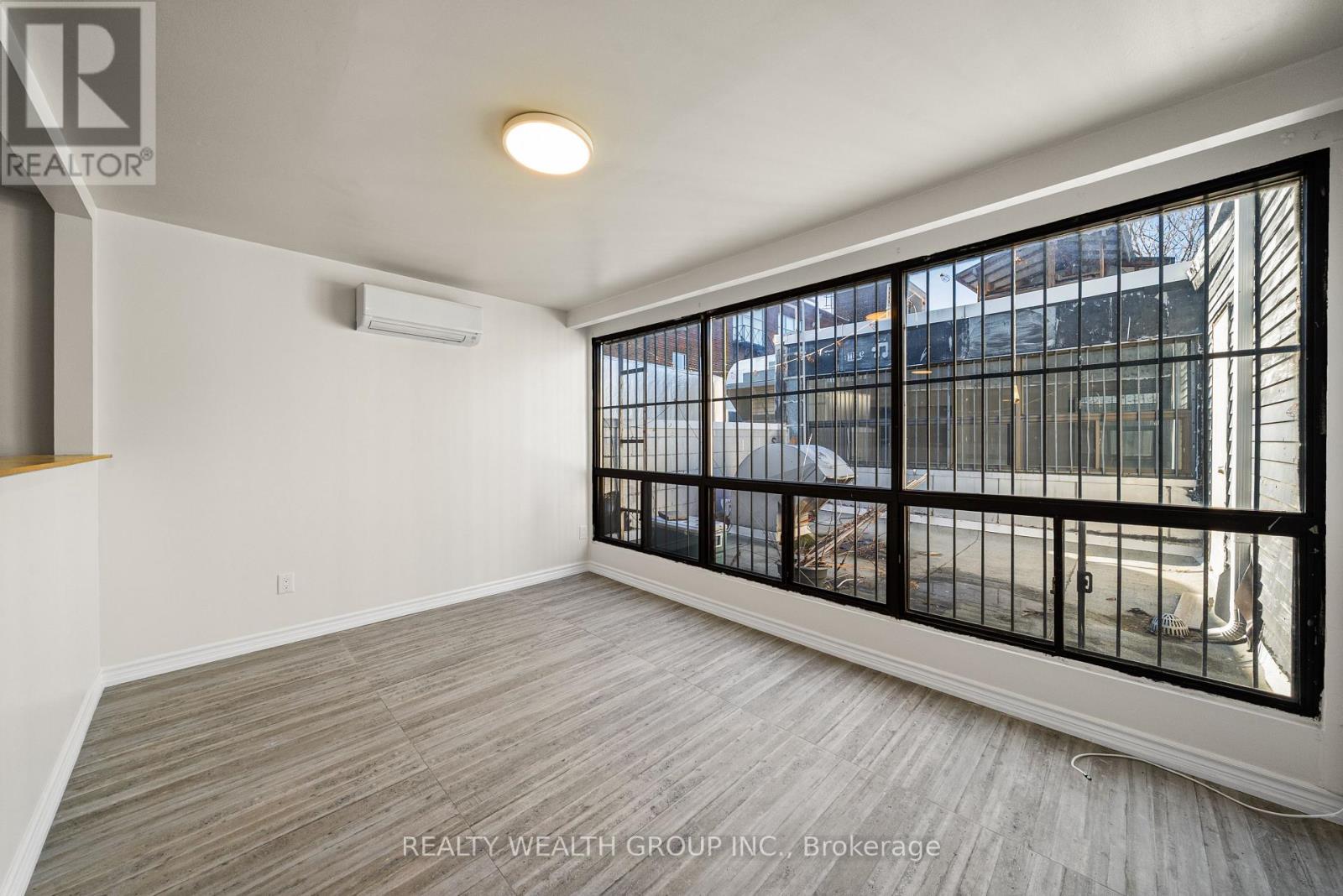 3 - 566 Queen Street W, Toronto, Ontario  M5V 2B5 - Photo 6 - C12999220