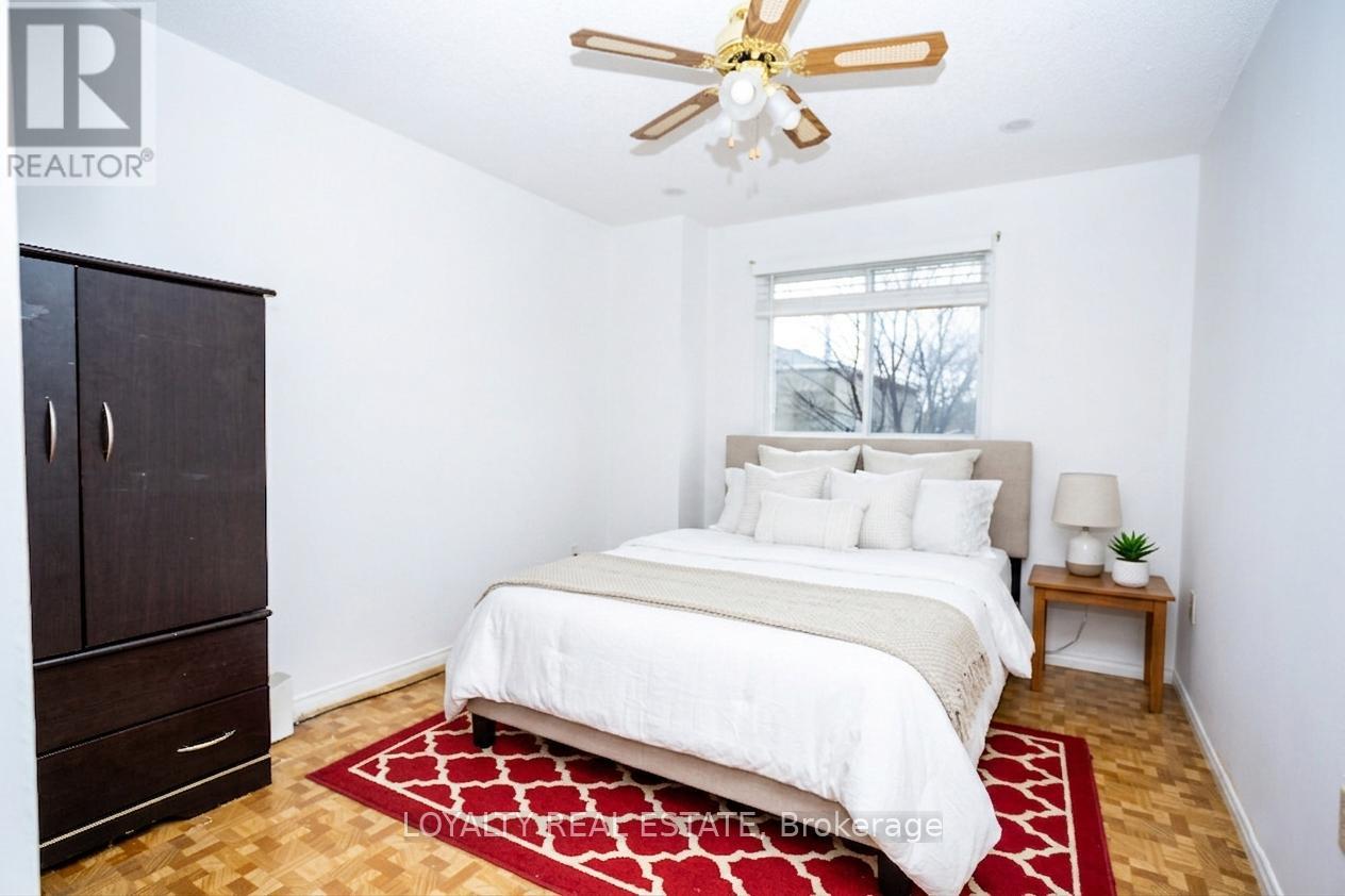 1540 Marshcourt Drive, Pickering, Ontario  L1V 6C6 - Photo 13 - E12999216