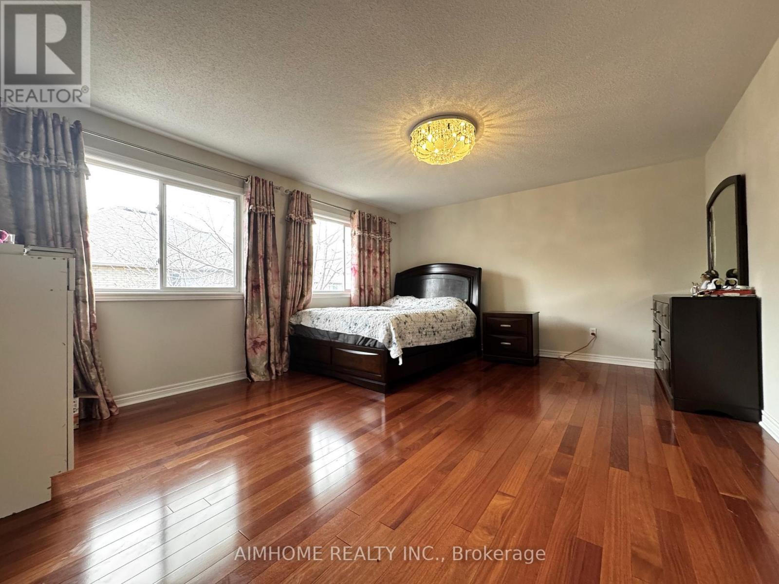 61 Ten Oaks Blvd, Vaughan, Ontario  L4K 5G3 - Photo 13 - N12999212