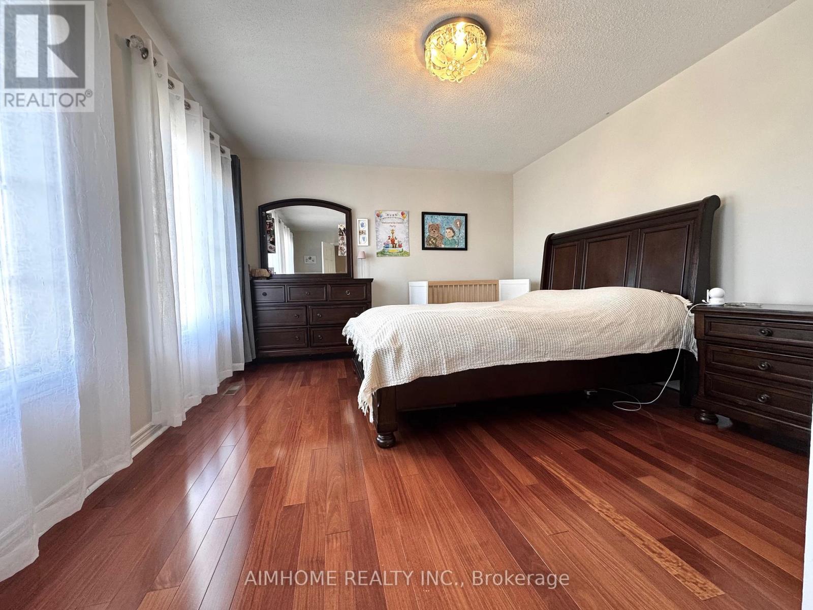 61 Ten Oaks Blvd, Vaughan, Ontario  L4K 5G3 - Photo 14 - N12999212