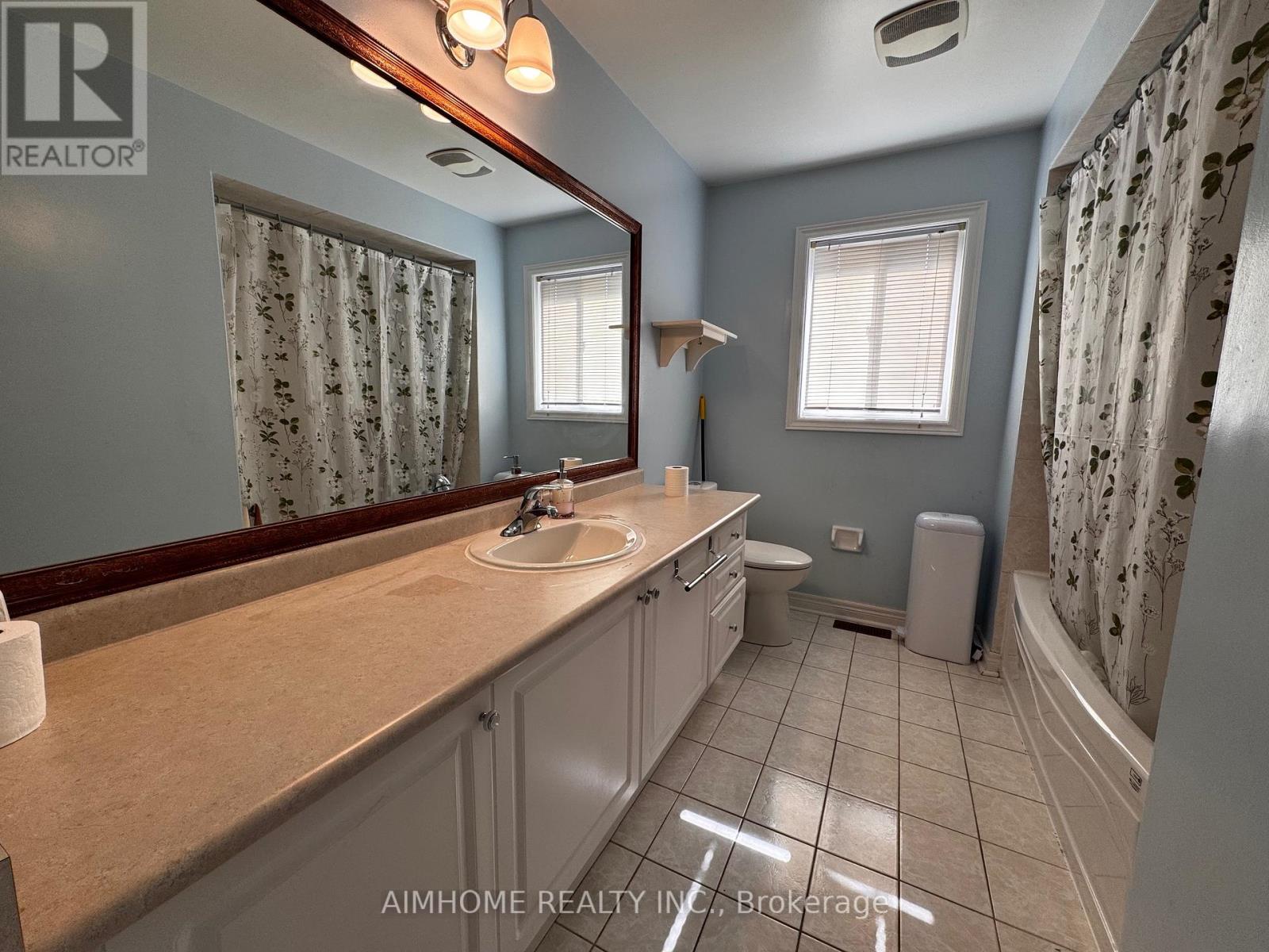 61 Ten Oaks Blvd, Vaughan, Ontario  L4K 5G3 - Photo 17 - N12999212