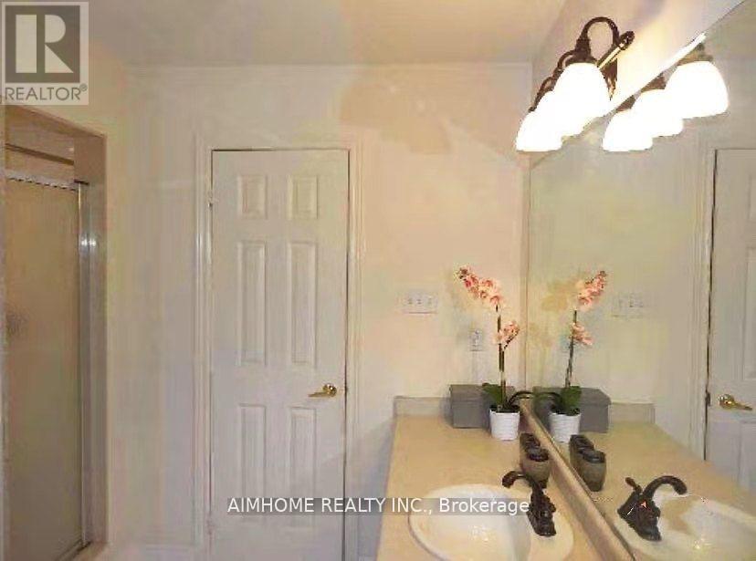 61 Ten Oaks Blvd, Vaughan, Ontario  L4K 5G3 - Photo 19 - N12999212