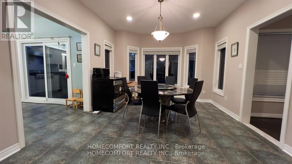 95 Rowland Court, Markham, Ontario  L6C 1X8 - Photo 10 - N12999214