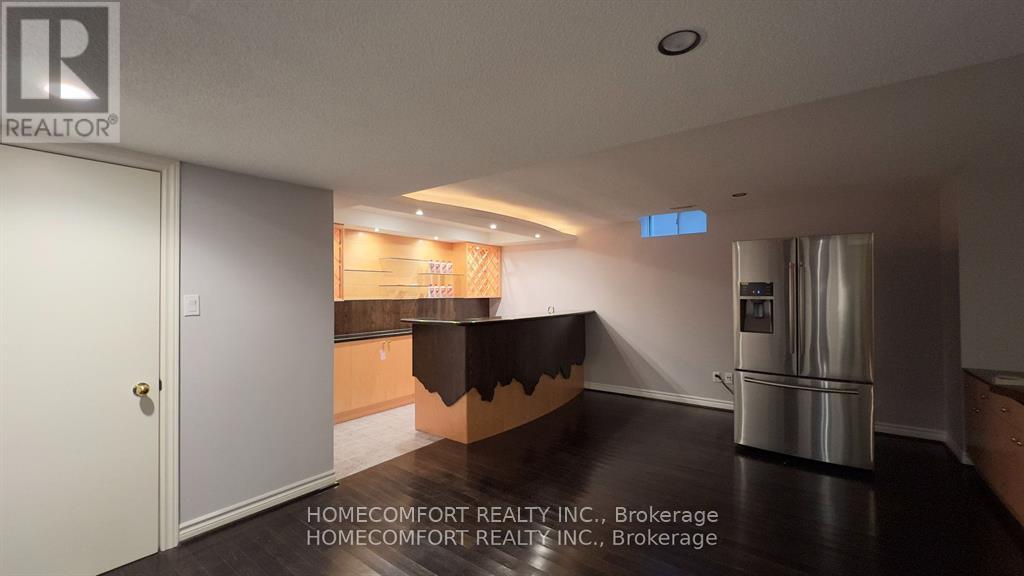 95 Rowland Court, Markham, Ontario  L6C 1X8 - Photo 19 - N12999214