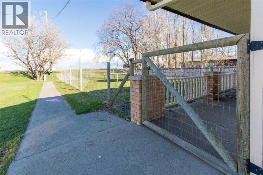 63004a Hwy 5, Welling, Alberta  T0K 2N0 - Photo 4 - A2301411