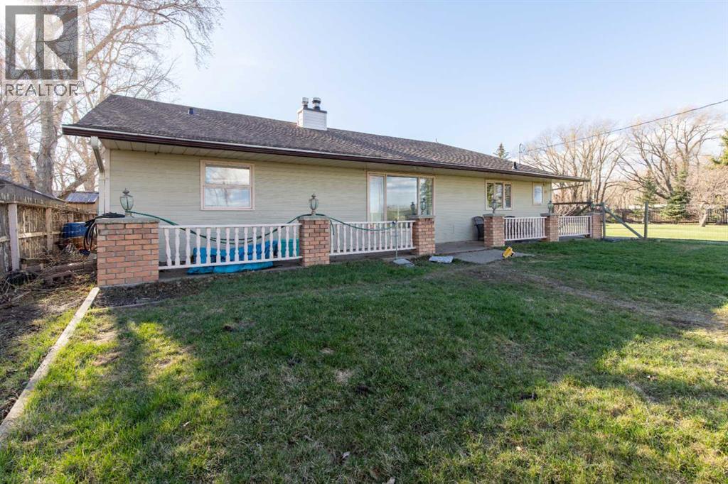 63004a Hwy 5, Welling, Alberta  T0K 2N0 - Photo 1 - A2301411