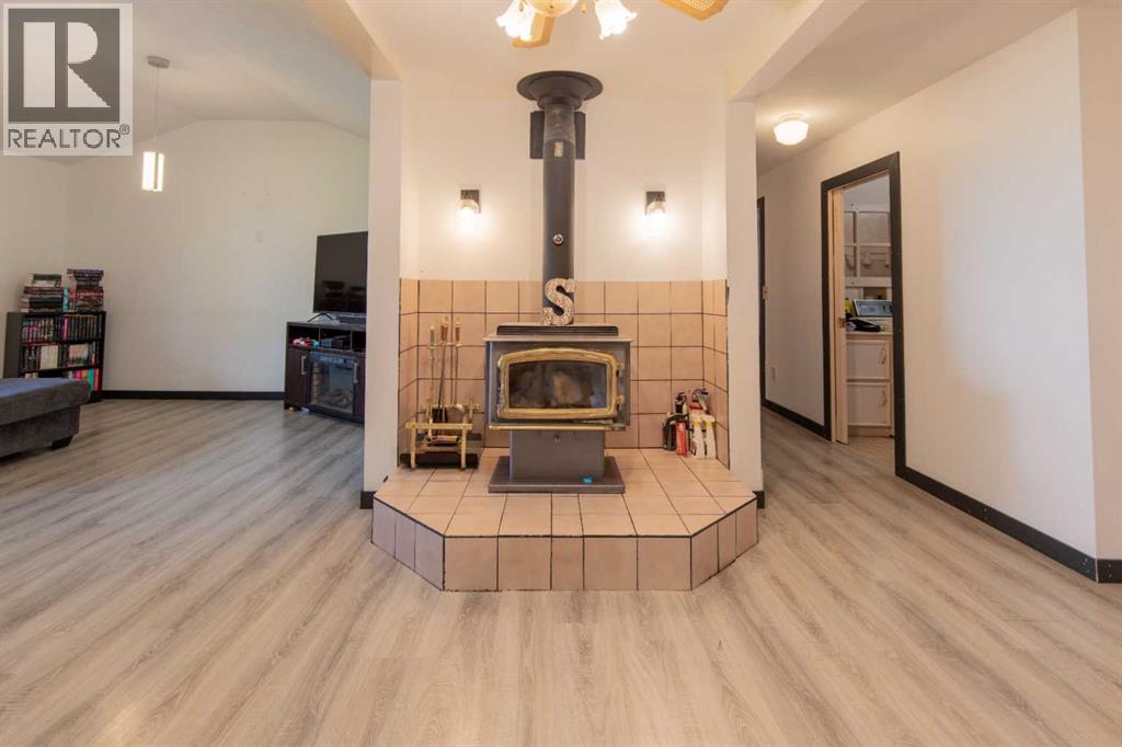 63004a Hwy 5, Welling, Alberta  T0K 2N0 - Photo 21 - A2301411