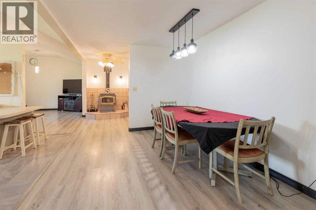 63004a Hwy 5, Welling, Alberta  T0K 2N0 - Photo 11 - A2301411