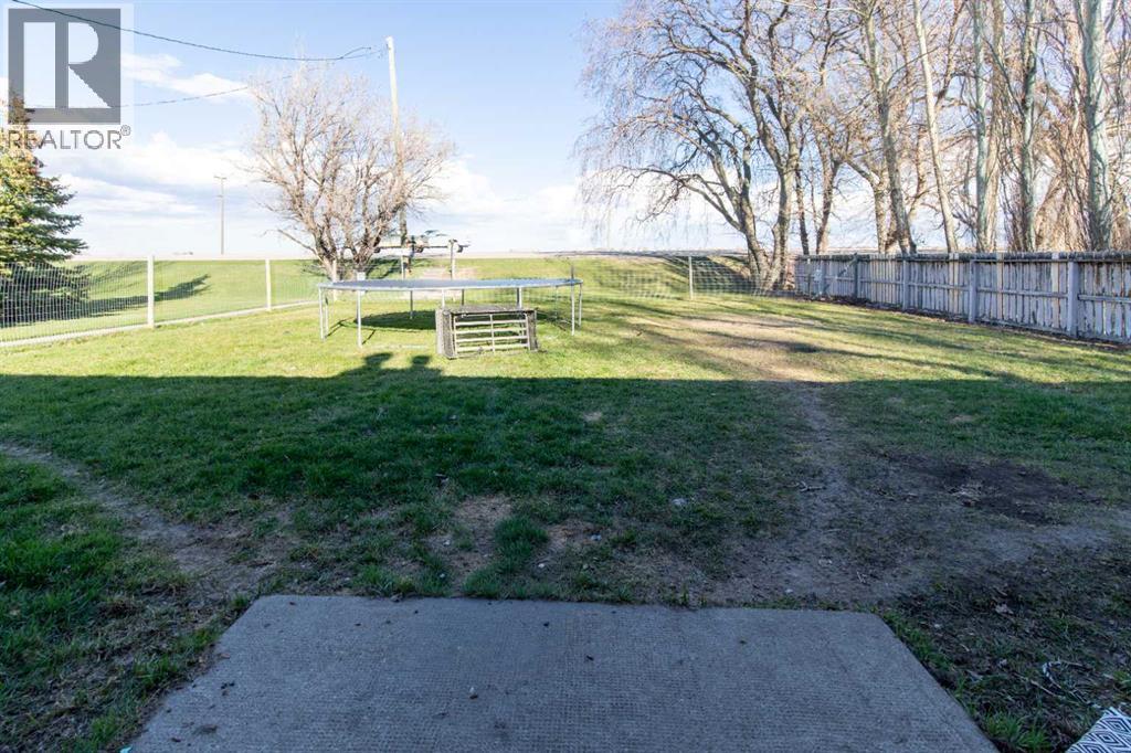 63004a Hwy 5, Welling, Alberta  T0K 2N0 - Photo 43 - A2301411