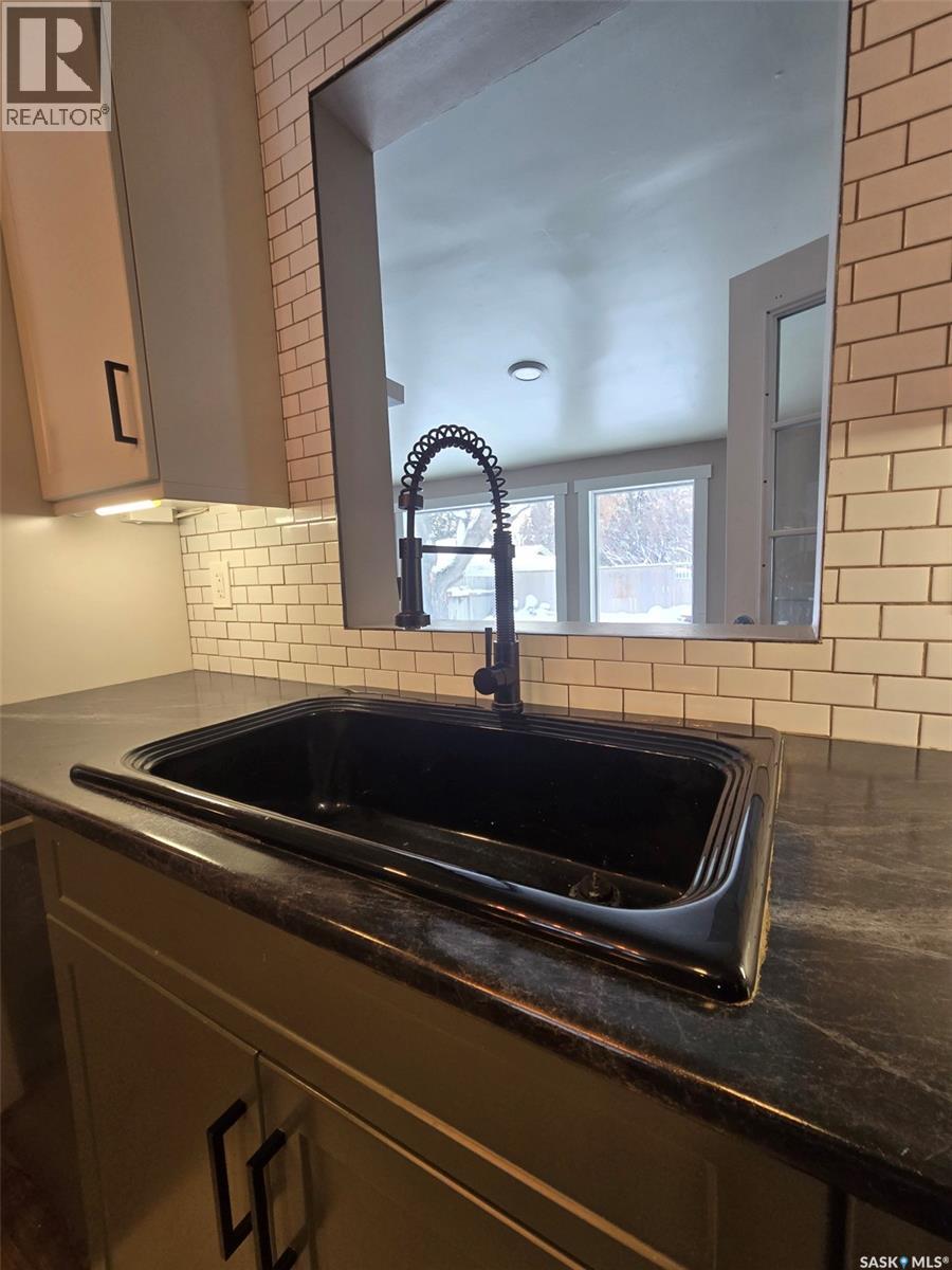 212 4th Avenue E, Nokomis, Saskatchewan  S0G 3R0 - Photo 10 - SK026567