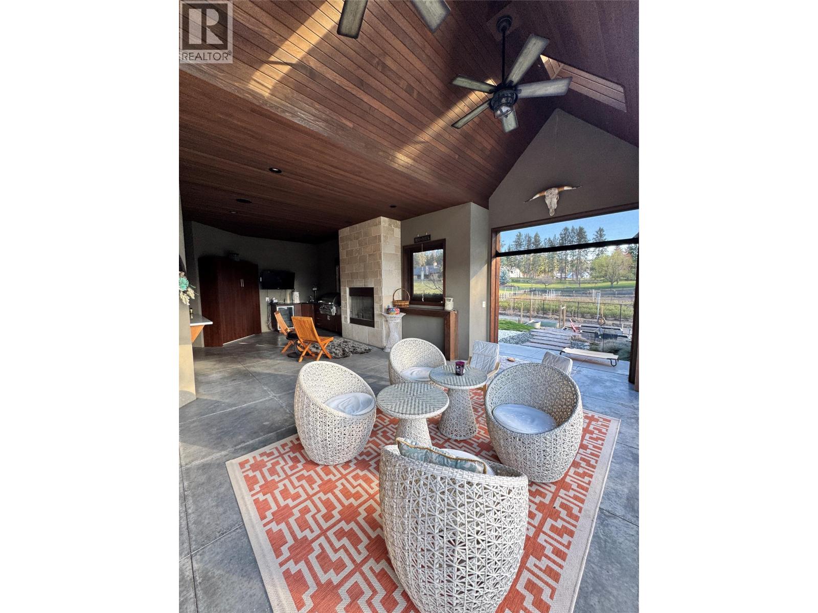 3990 Fairwinds Court, Kelowna, British Columbia  V1W 4G1 - Photo 44 - 10376012