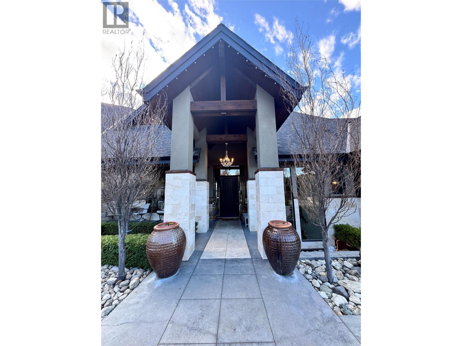 3990 Fairwinds Court, Kelowna, British Columbia  V1W 4G1 - Photo 11 - 10376012