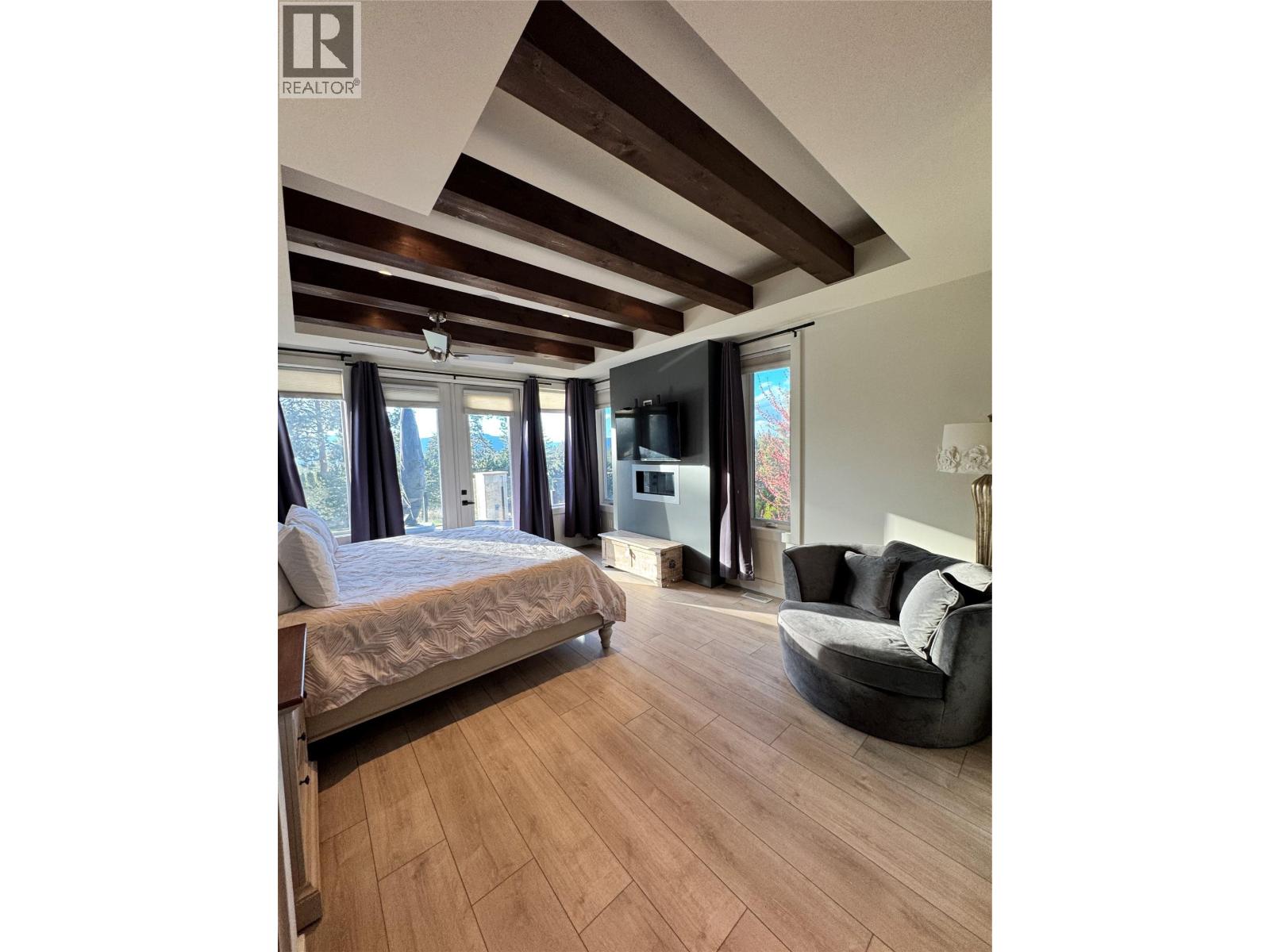 3990 Fairwinds Court, Kelowna, British Columbia  V1W 4G1 - Photo 68 - 10376012