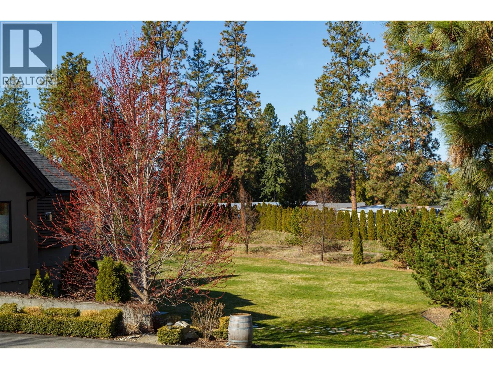 3990 Fairwinds Court, Kelowna, British Columbia  V1W 4G1 - Photo 94 - 10376012