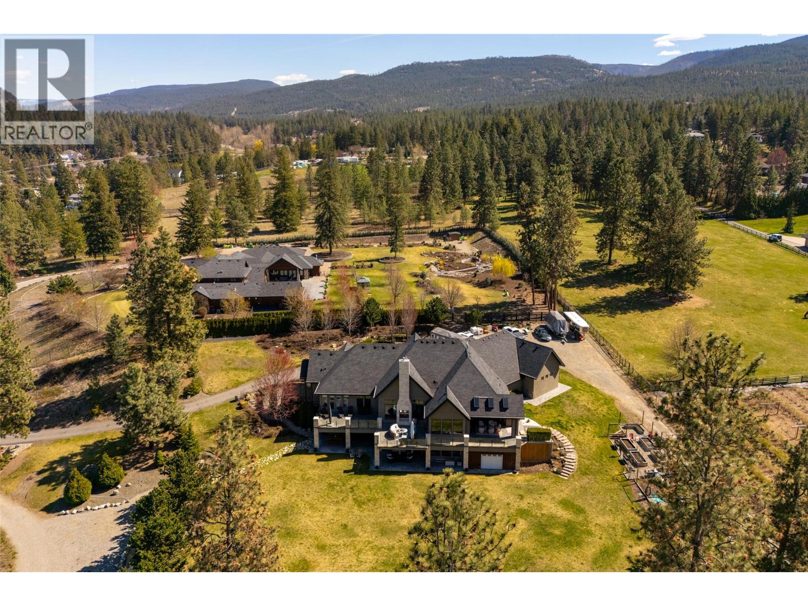 3990 Fairwinds Court, Kelowna, British Columbia  V1W 4G1 - Photo 99 - 10376012