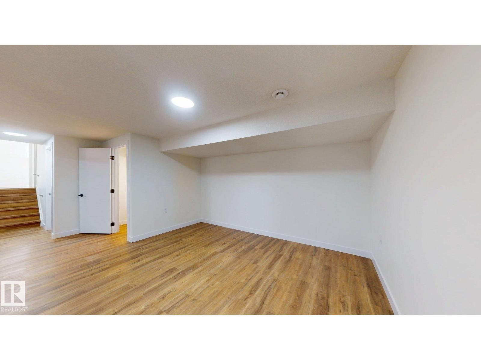 8515 86 Av Nw, Edmonton, Alberta  T6C 1J4 - Photo 31 - E4481929