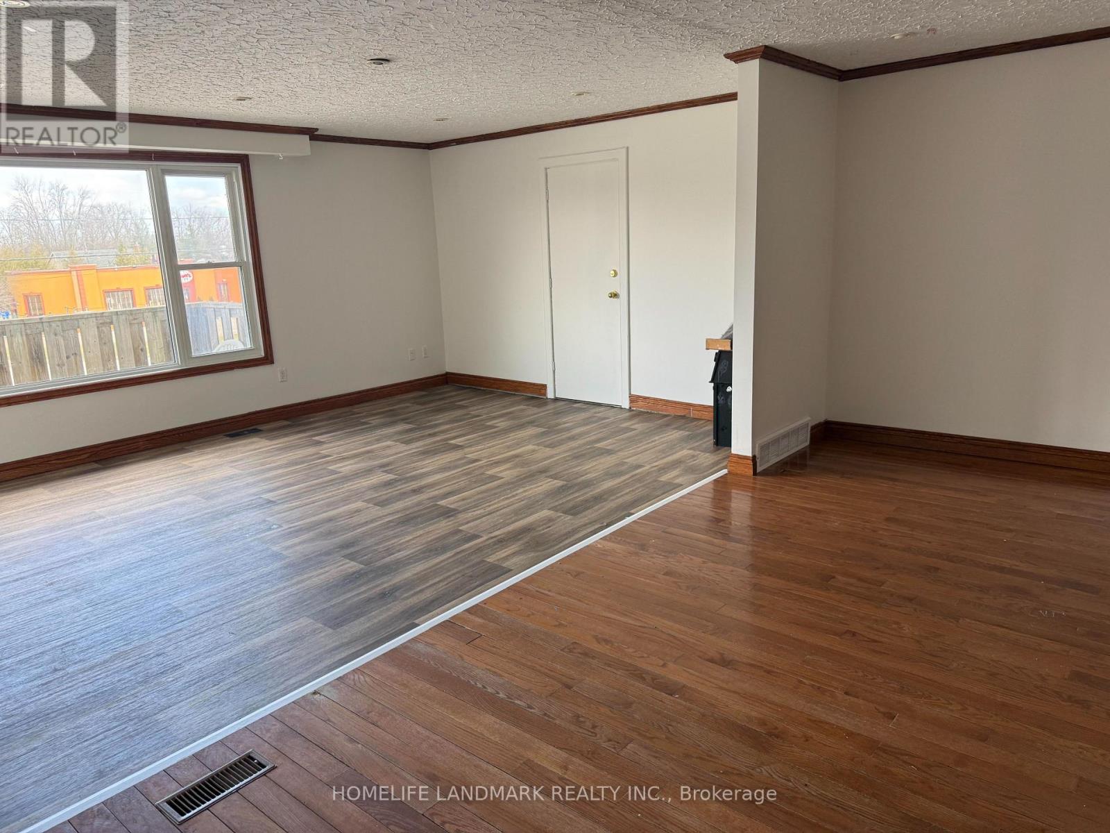 183 Main Street E, Port Colborne, Ontario  L3K 1S5 - Photo 10 - X12999196