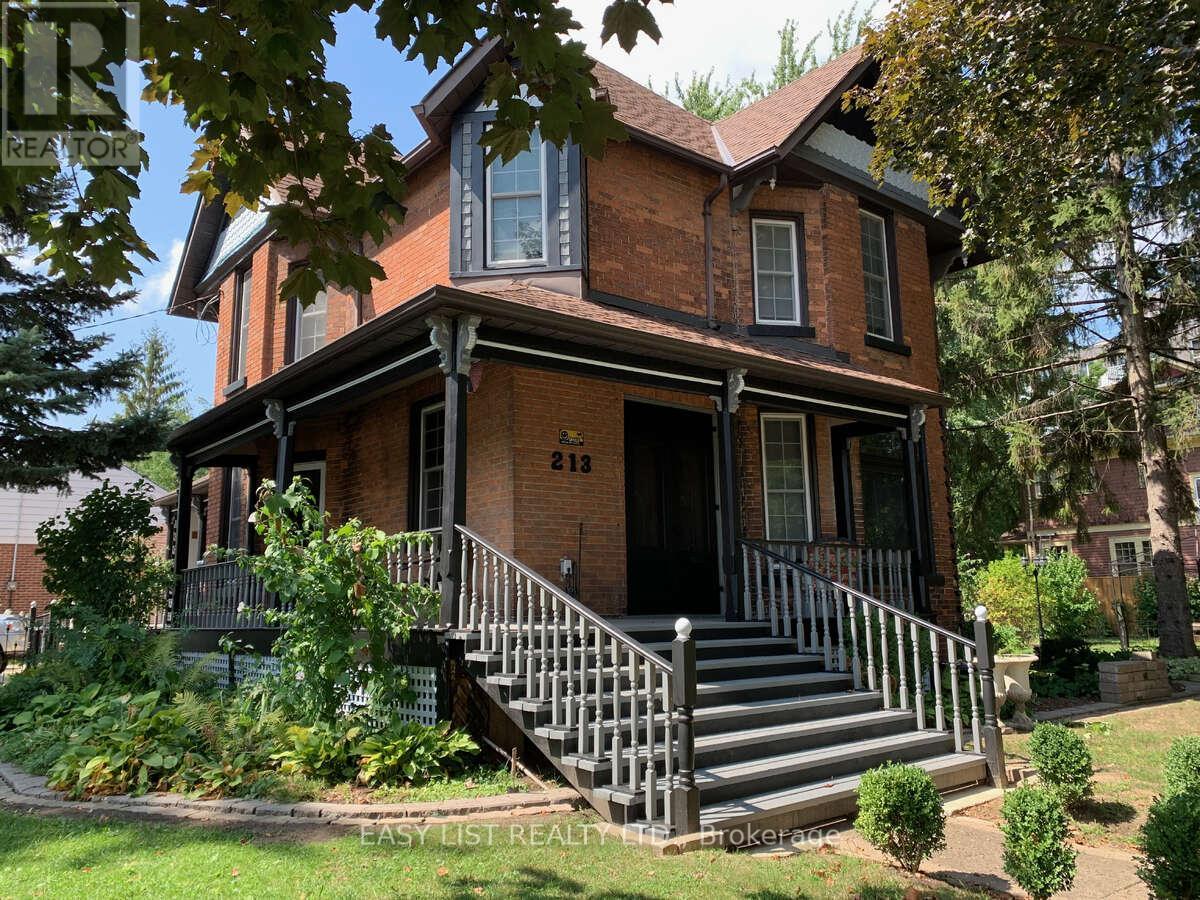 213 VIDAL STREET S, Sarnia, Ontario