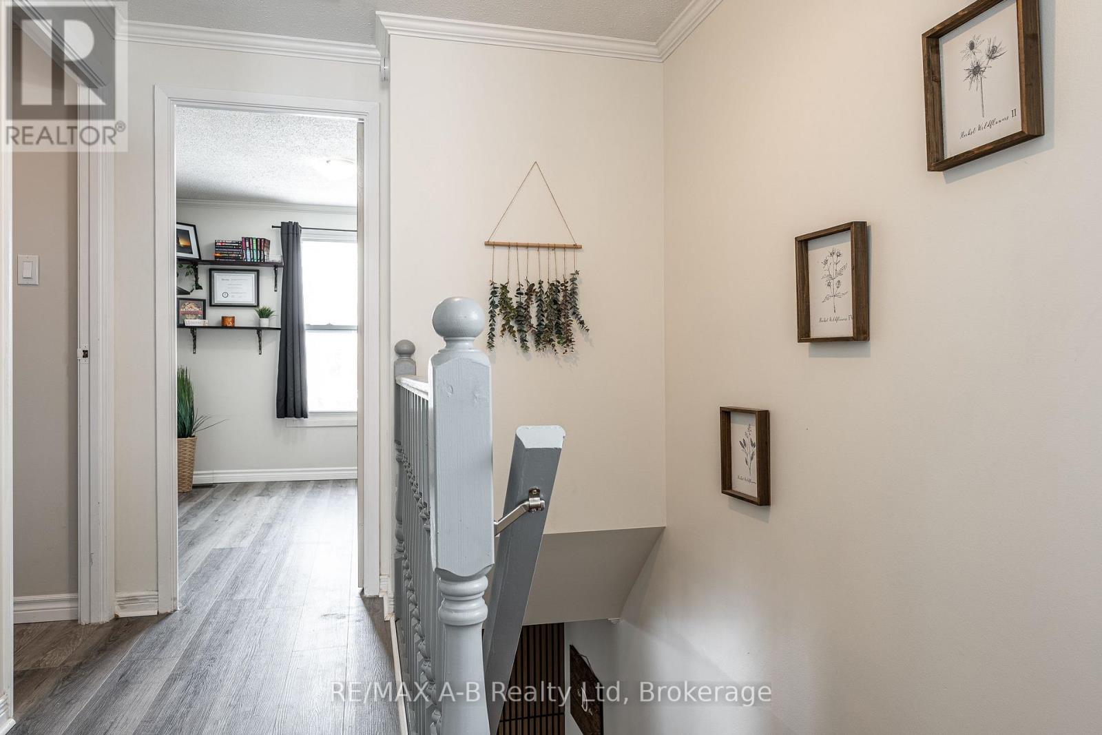 651 Devon Street, Stratford, Ontario  N4Z 1A5 - Photo 21 - X12895614